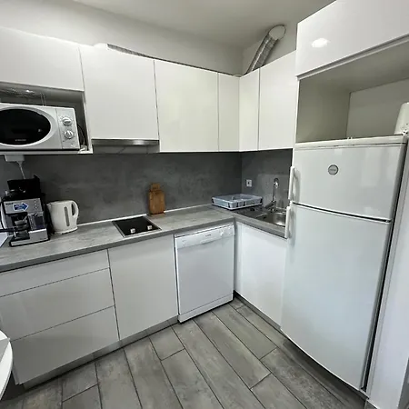 Mifi Apartament Balatonlelle